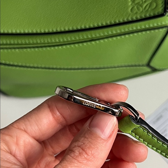 Loewe Green Puzzle Shoulder Bag - Picture 11 of 14